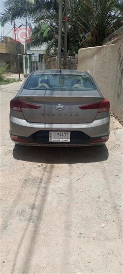 هیوندای ئەلەنترا